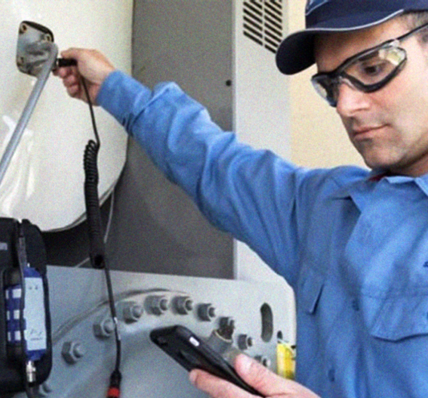 carrier-worker-leed-certified-factory_sq